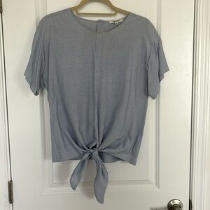 Madewell Top with tie front detail and button detail on the back